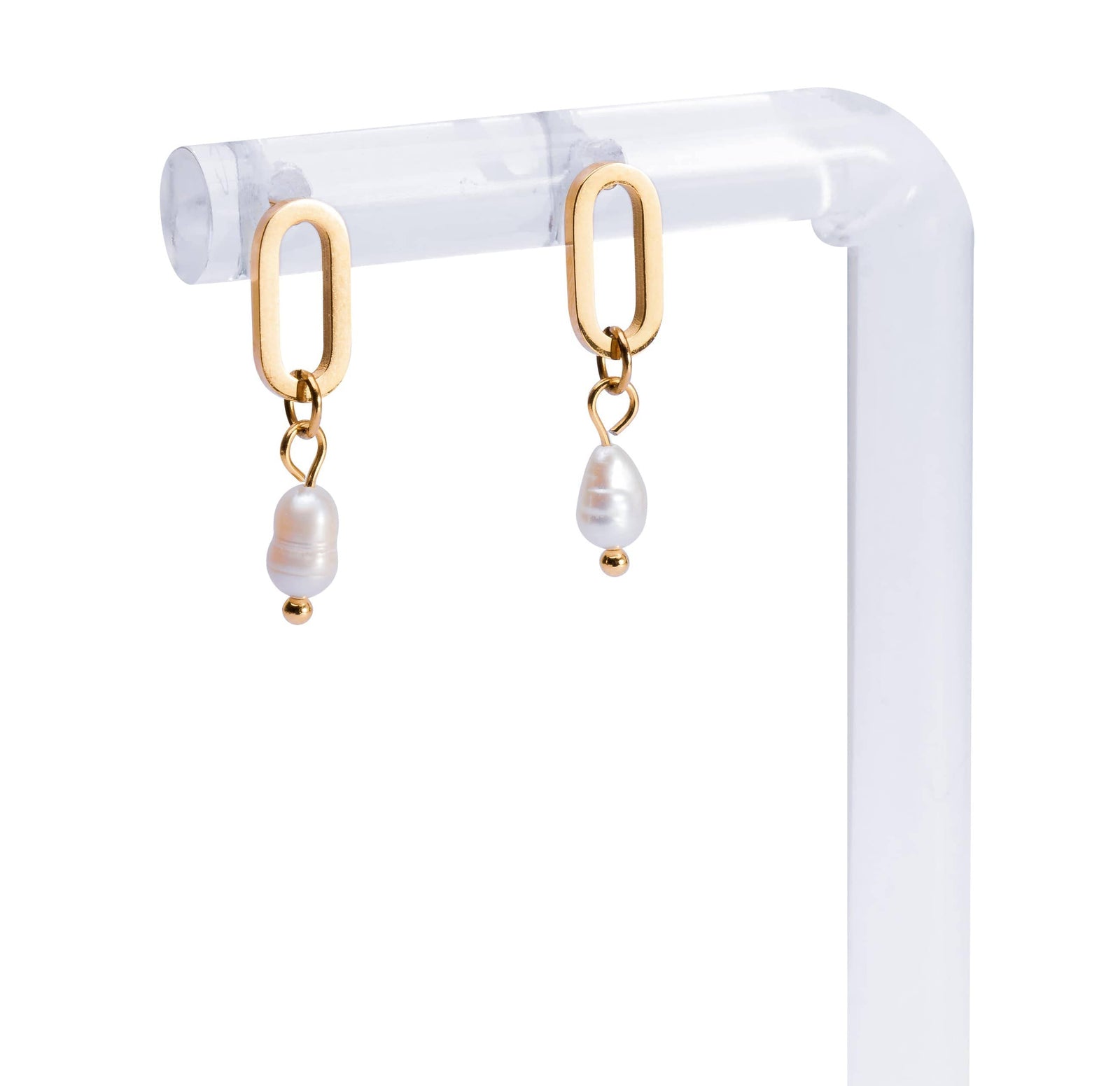 Vergoldete Ohrringe mit Perlen