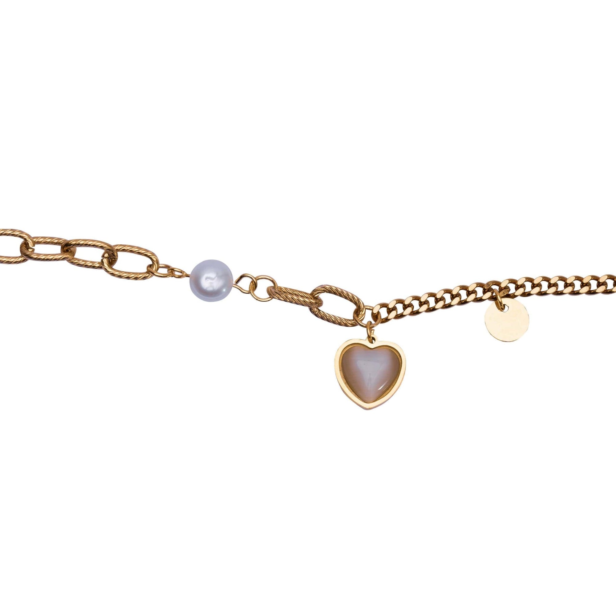 Goldenes Armschmuck mit Herz-Anhänger und Perlen