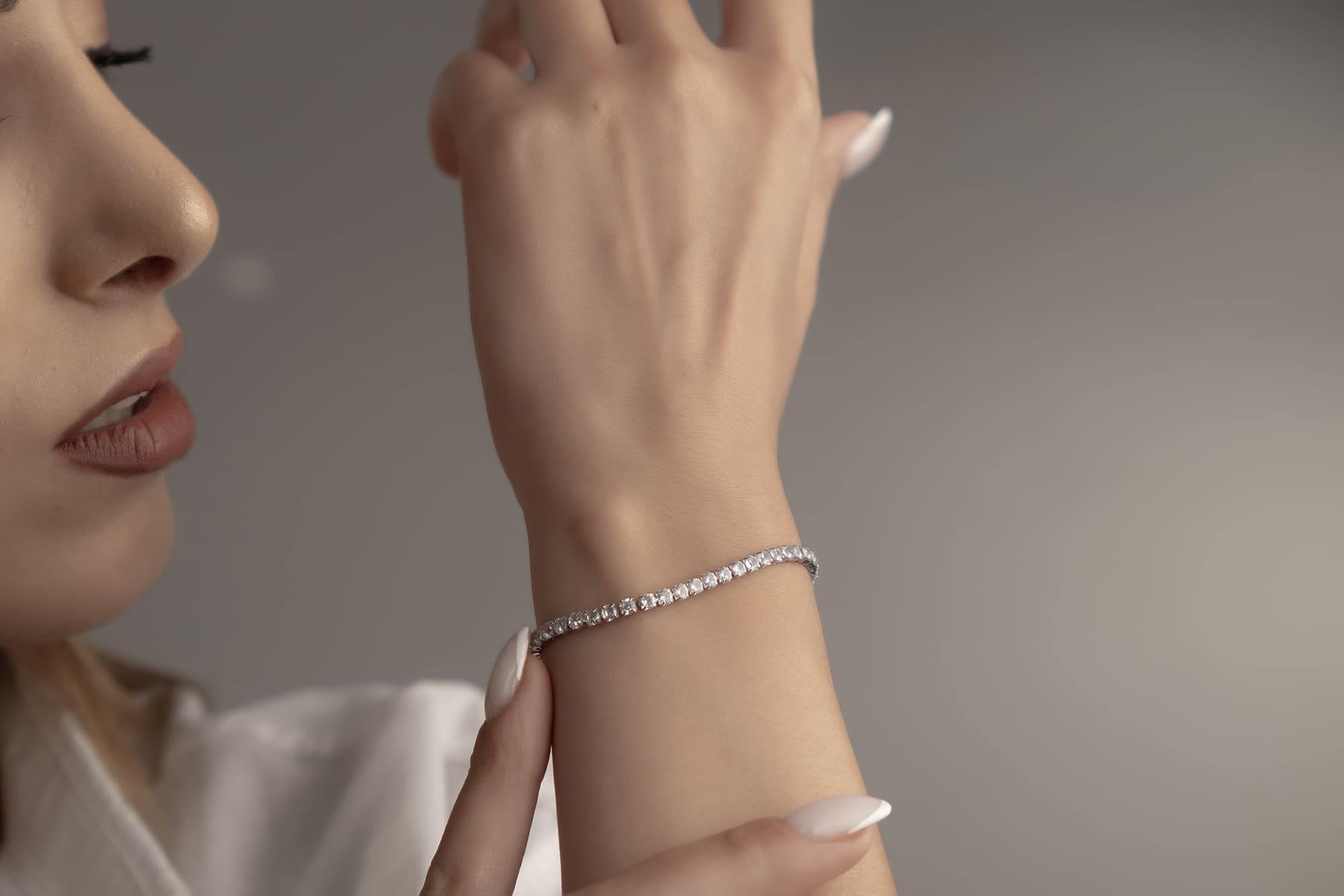 Zirkonia Tennis-Armband mit Schiebemechanismus in Silber