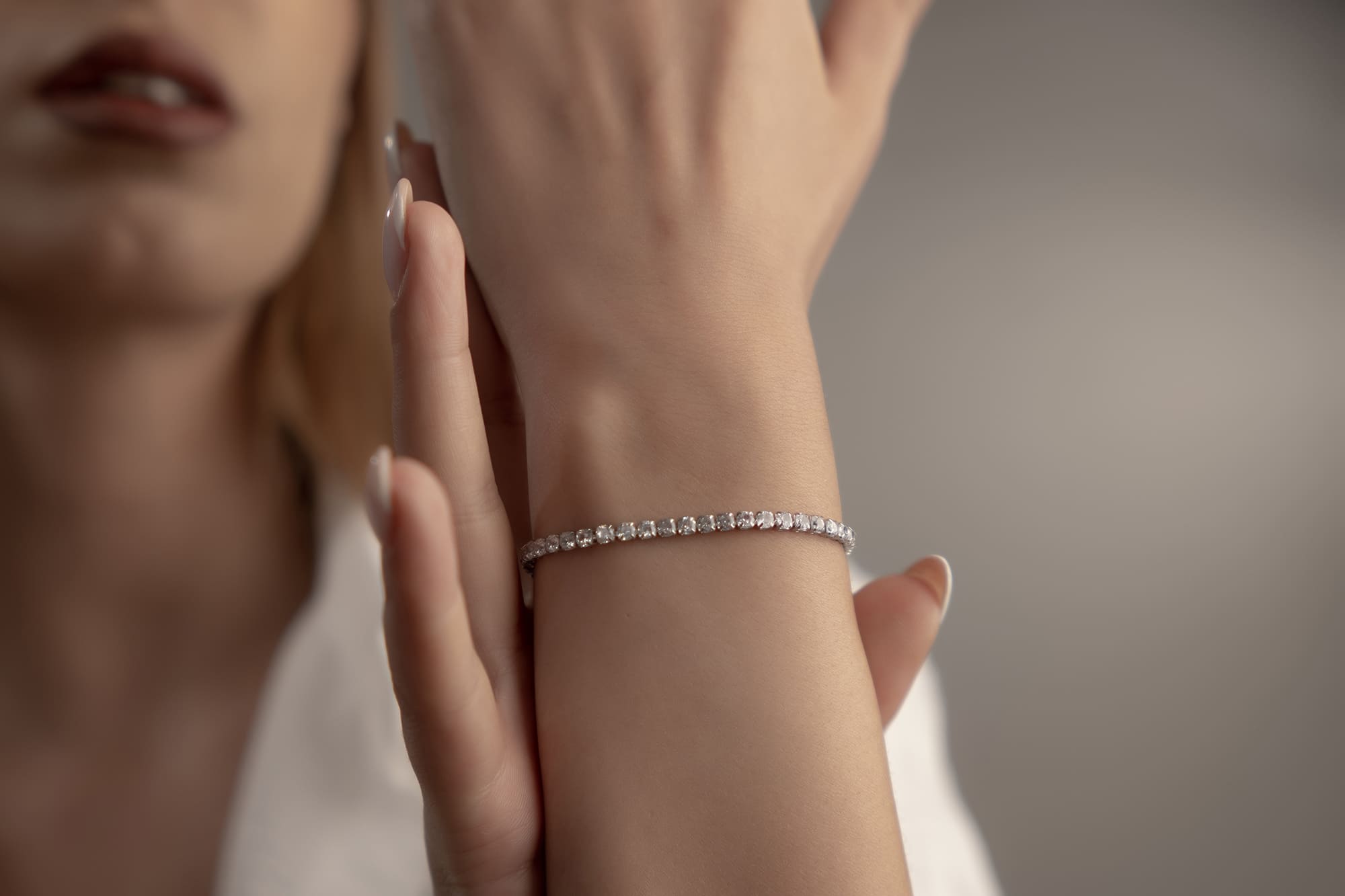 Zirkonia Tennis-Armband mit Schiebemechanismus in Silber