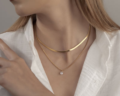 Doppelreihige Kette für Damen in Gold, elegantes Design