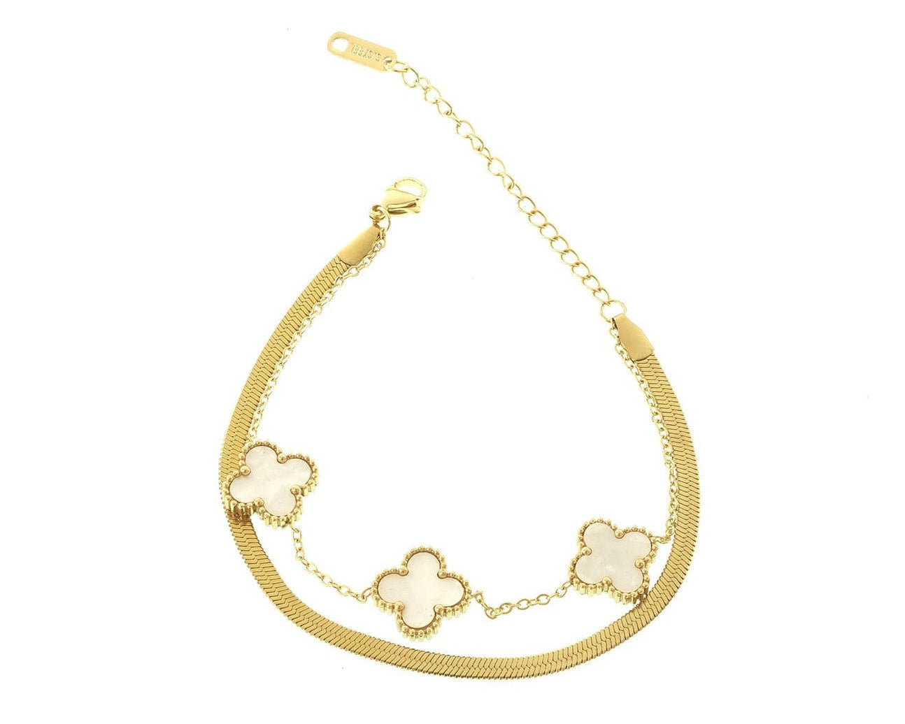 Goldenes Layering-Armband mit weissen Kleeblättern und Schlangenkette, Modell Felicity