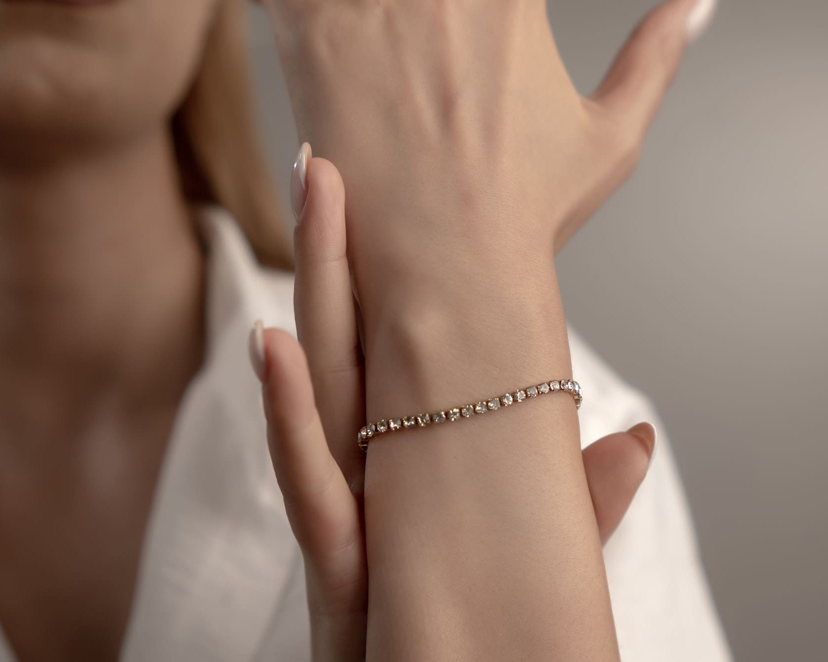 Funkelndes Zirkonia Armband in Gold, perfekte Geschenkidee für Frauen